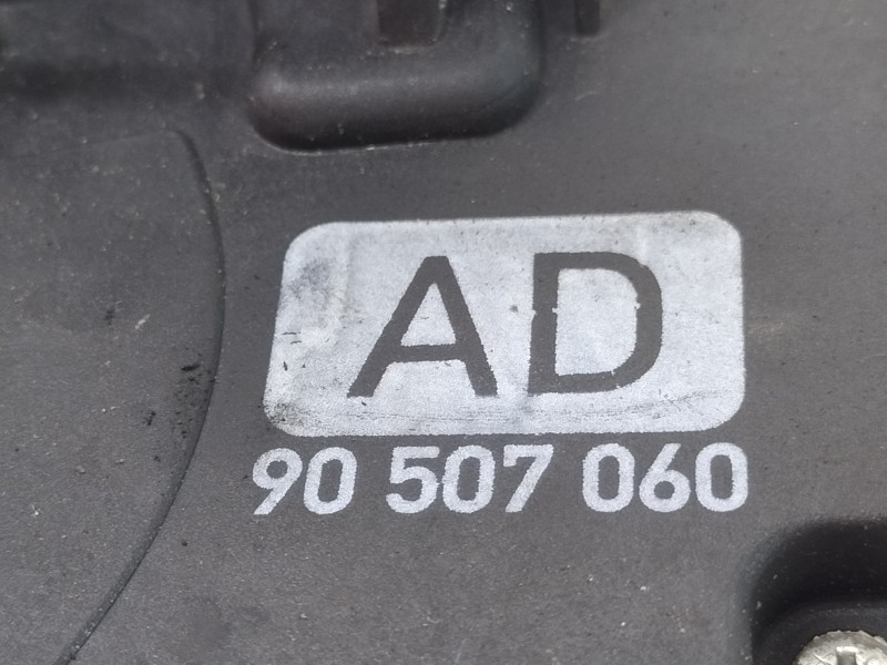 Recambio de cerradura puerta delantera derecha para opel vectra b berlina básico referencia OEM IAM 90507060  