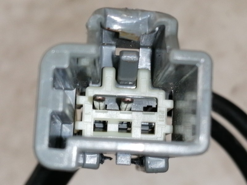 Recambio de enganche cinturon delantero derecho para volvo s60 berlina d5 referencia OEM IAM 9191817 113463 570644300F / 0328812