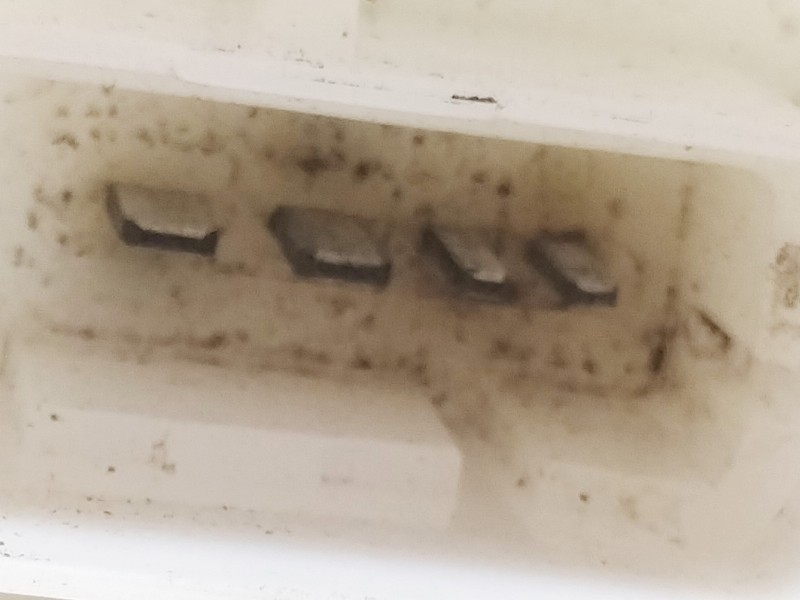 Recambio de aforador para peugeot 407 st confort referencia OEM IAM 9647083280  