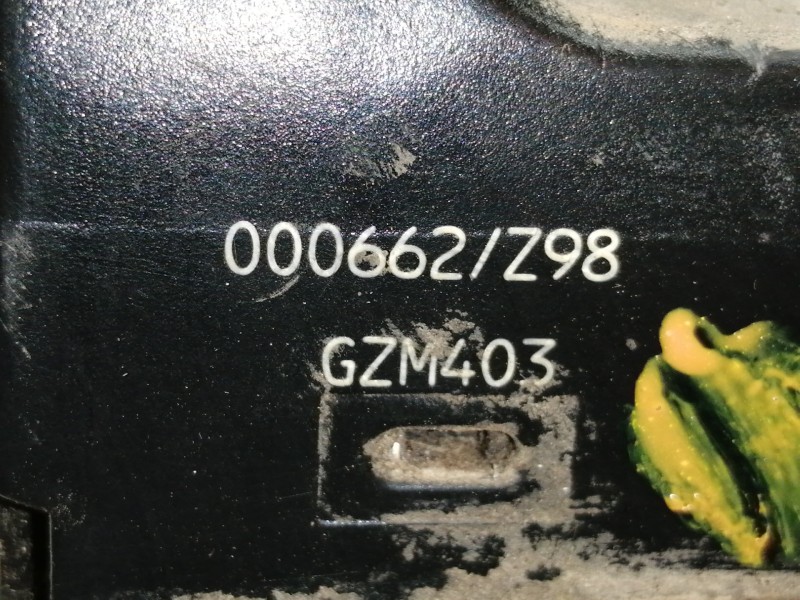 Recambio de cerradura puerta delantera derecha para renault laguna ii grandtour (kg0) dynamique referencia OEM IAM 000662Z98  