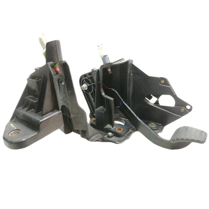 Recambio de pedal embrague para renault master kombi l2h2 3,3t referencia OEM IAM 180101626R  