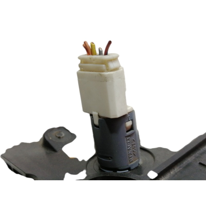 Recambio de pedal embrague para renault master kombi l2h2 3,3t referencia OEM IAM 180101626R  