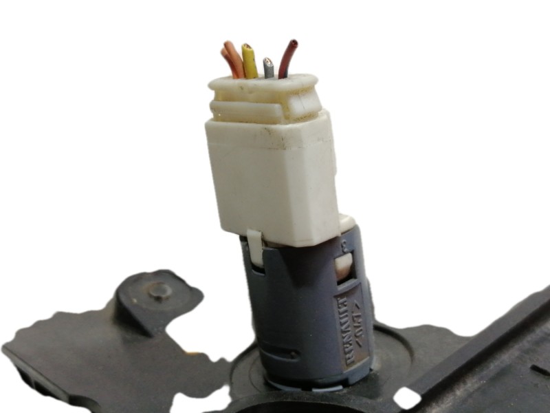 Recambio de pedal embrague para renault master kombi l2h2 3,3t referencia OEM IAM 180101626R  