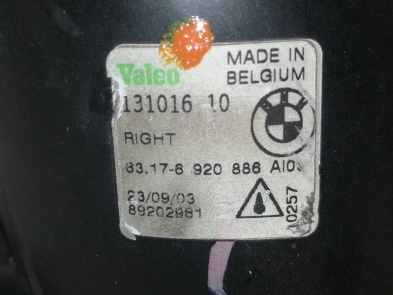 Recambio de faro antiniebla derecho para bmw x5 (e53) 3.0d referencia OEM IAM 13101610  