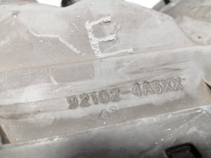 Recambio de faro derecho para hyundai h 1 starex h 1 starex crdi referencia OEM IAM 921024A5XX  