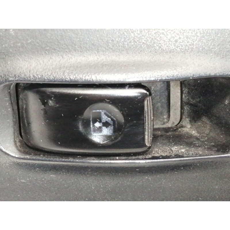 Recambio de mando elevalunas delantero derecho para hyundai h 1 starex h 1 starex crdi referencia OEM IAM   