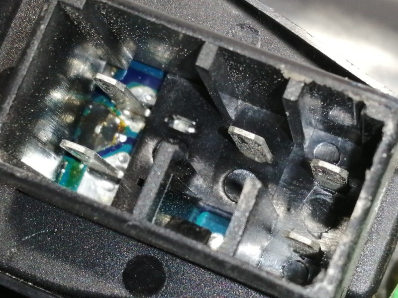 Recambio de mando elevalunas delantero derecho para hyundai h 1 starex h 1 starex crdi referencia OEM IAM   