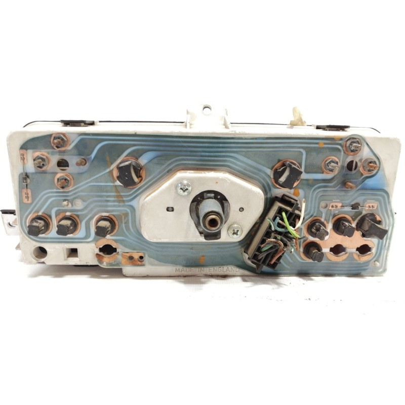 Recambio de cuadro instrumentos para opel corsa a swing referencia OEM IAM 25064168  