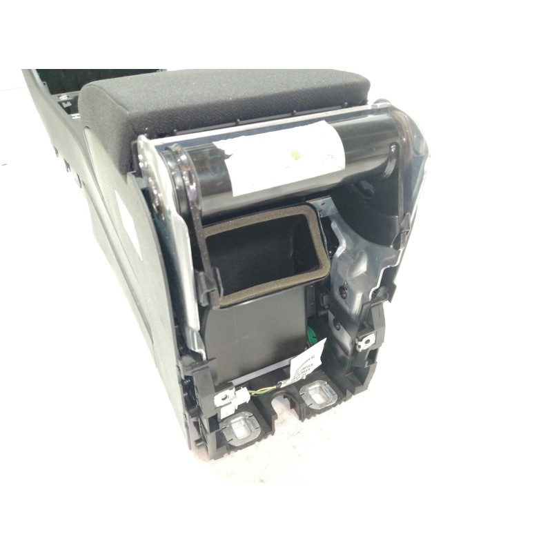 Recambio de apoyabrazos central para volkswagen passat berlina (3c2) edition referencia OEM IAM 3C0864207P 3C0863319 