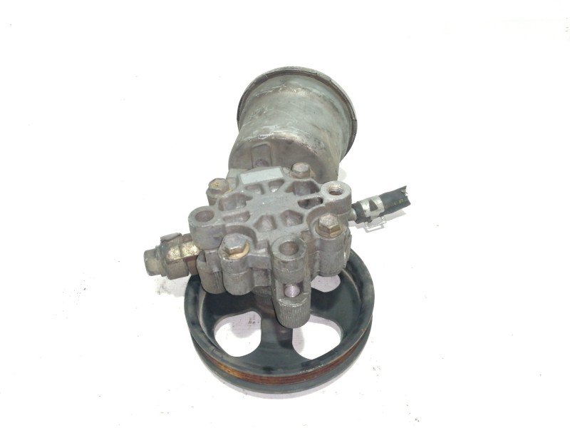 Recambio de bomba direccion para toyota yaris (ncp1/nlp1/scp1) 1.0 linea luna referencia OEM IAM   