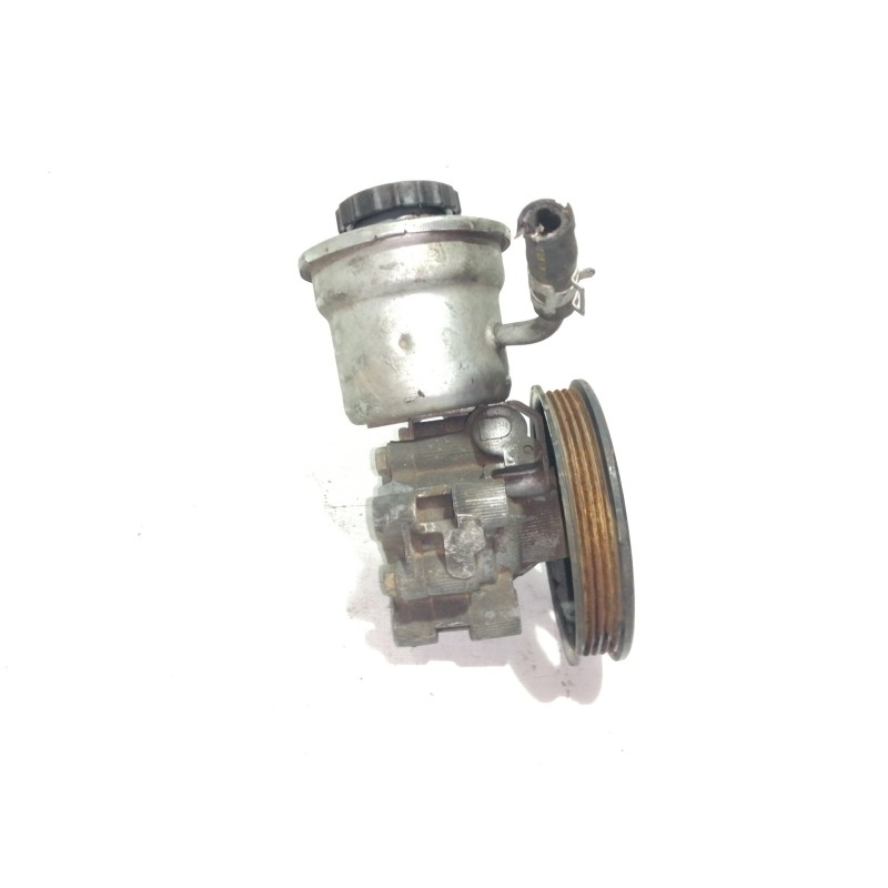 Recambio de bomba direccion para toyota yaris (ncp1/nlp1/scp1) 1.0 linea luna referencia OEM IAM   