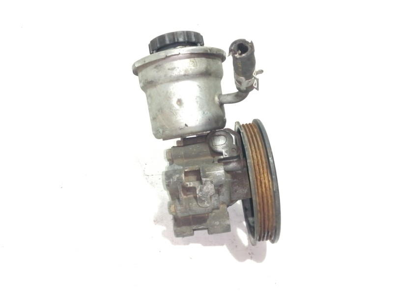 Recambio de bomba direccion para toyota yaris (ncp1/nlp1/scp1) 1.0 linea luna referencia OEM IAM   
