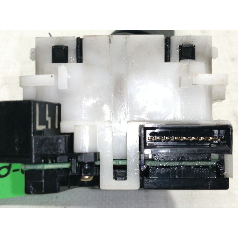 Recambio de mando limpia para nissan note (e11e) acenta referencia OEM IAM 252609U00A  