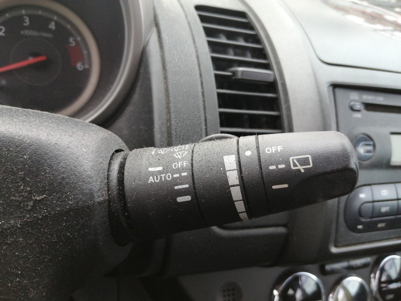 Recambio de mando limpia para nissan note (e11e) acenta referencia OEM IAM 252609U00A  