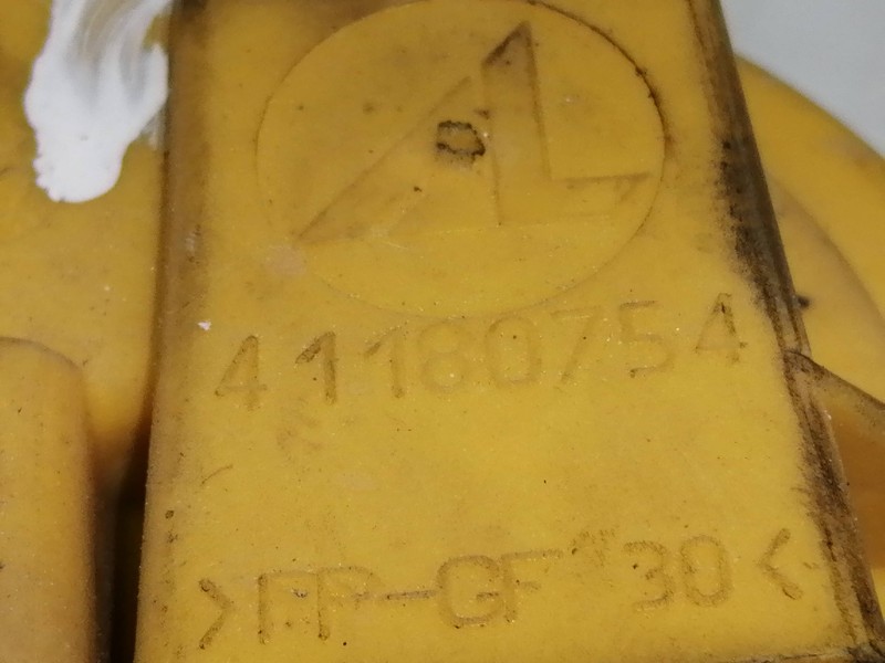 Recambio de faro antiniebla izquierdo para citroën c2 1.4 hdi referencia OEM IAM 9648947780  