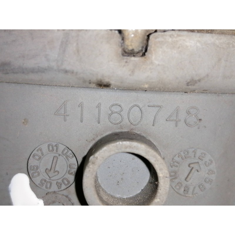 Recambio de faro antiniebla izquierdo para citroën c2 1.4 hdi referencia OEM IAM 9648947780  