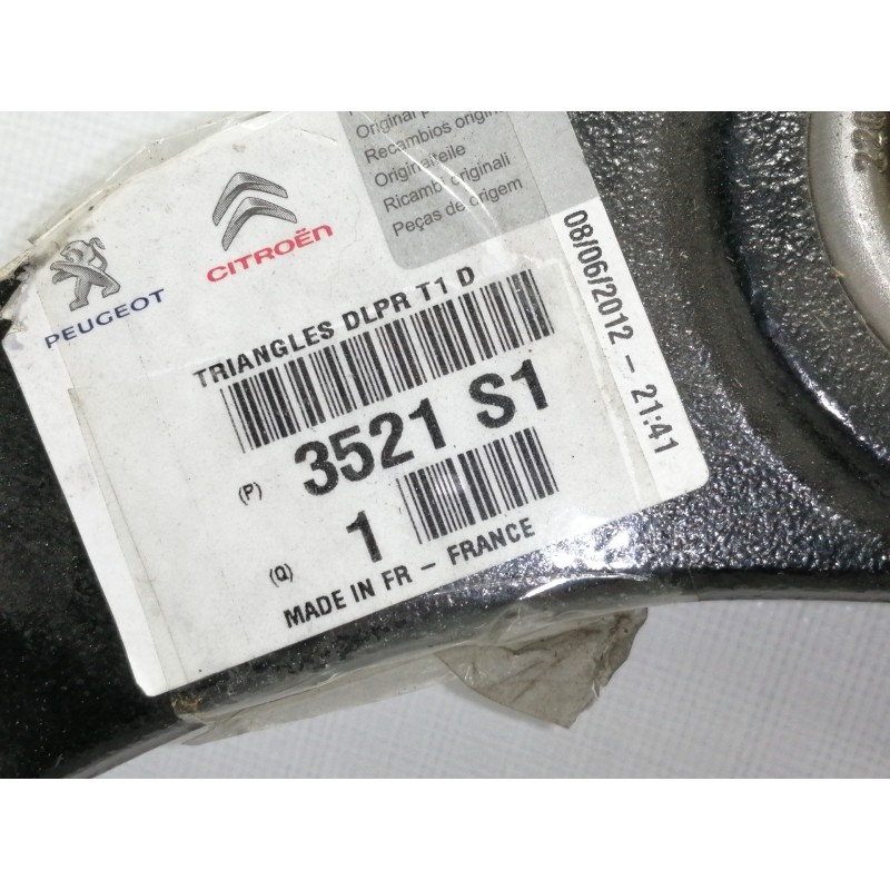 Recambio de brazo suspension inferior delantero derecho para peugeot 407 sw premium referencia OEM IAM 3521S1  