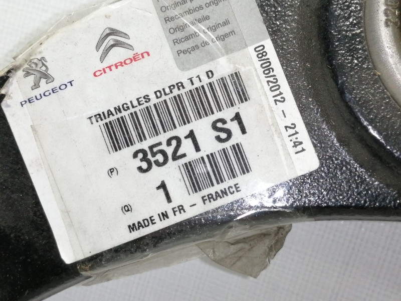 Recambio de brazo suspension inferior delantero derecho para peugeot 407 sw premium referencia OEM IAM 3521S1  