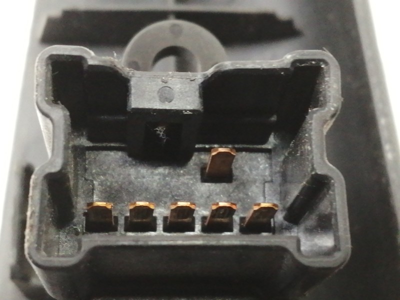 Recambio de mando elevalunas trasero derecho para nissan note (e11e) acenta referencia OEM IAM 829609U10A 25411ED00A 