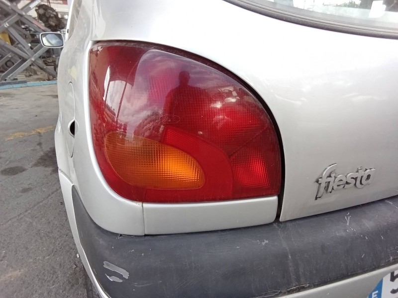 Recambio de piloto trasero izquierdo para ford fiesta berlina (dx) ghia referencia OEM IAM 96FG13N004  