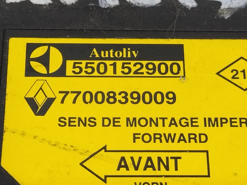 Recambio de centralita airbag para renault 19 hatchback (b/c53) tde referencia OEM IAM 7700839009  