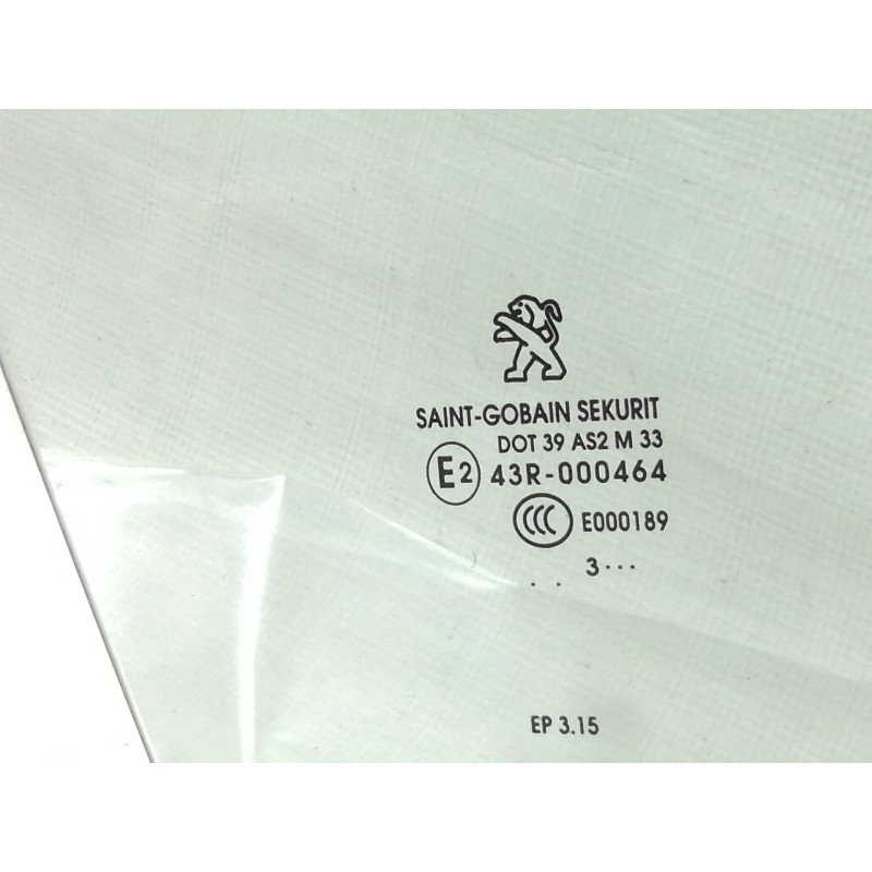 Recambio de luna delantera derecha para peugeot 2008 (--.2013) allure referencia OEM IAM   