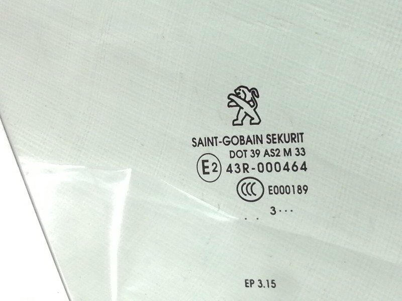 Recambio de luna delantera derecha para peugeot 2008 (--.2013) allure referencia OEM IAM   