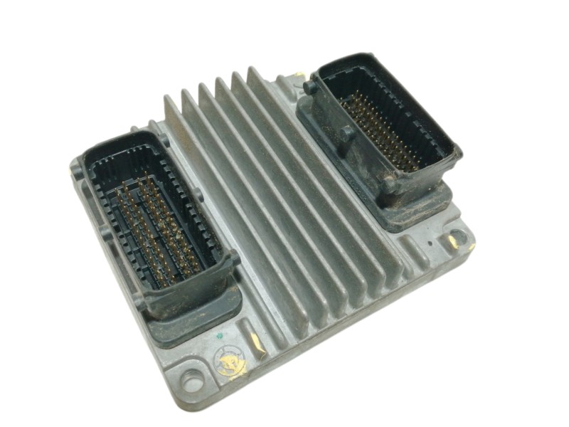 Recambio de centralita motor uce para daewoo kalos 1.4 se referencia OEM IAM 96394312  