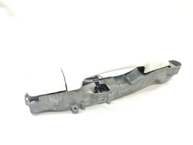 Recambio de maneta exterior delantera derecha para peugeot 2008 (--.2013) allure referencia OEM IAM 1199D3  