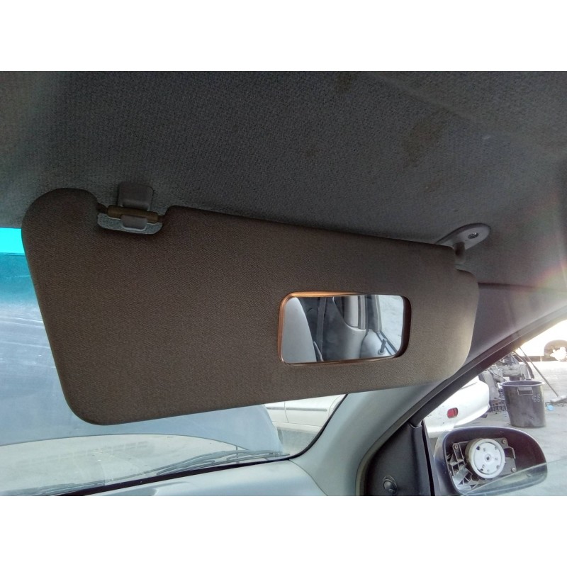 Recambio de parasol derecho para daewoo kalos 1.4 se referencia OEM IAM   