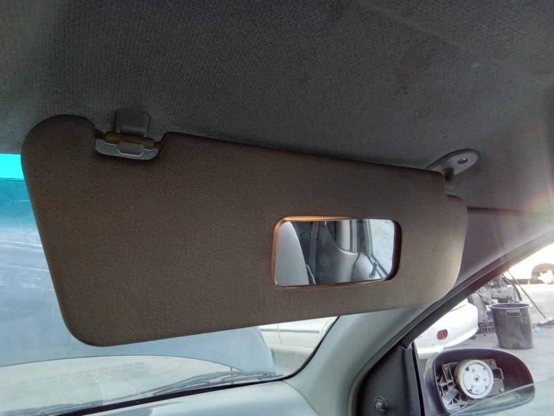 Recambio de parasol derecho para daewoo kalos 1.4 se referencia OEM IAM   