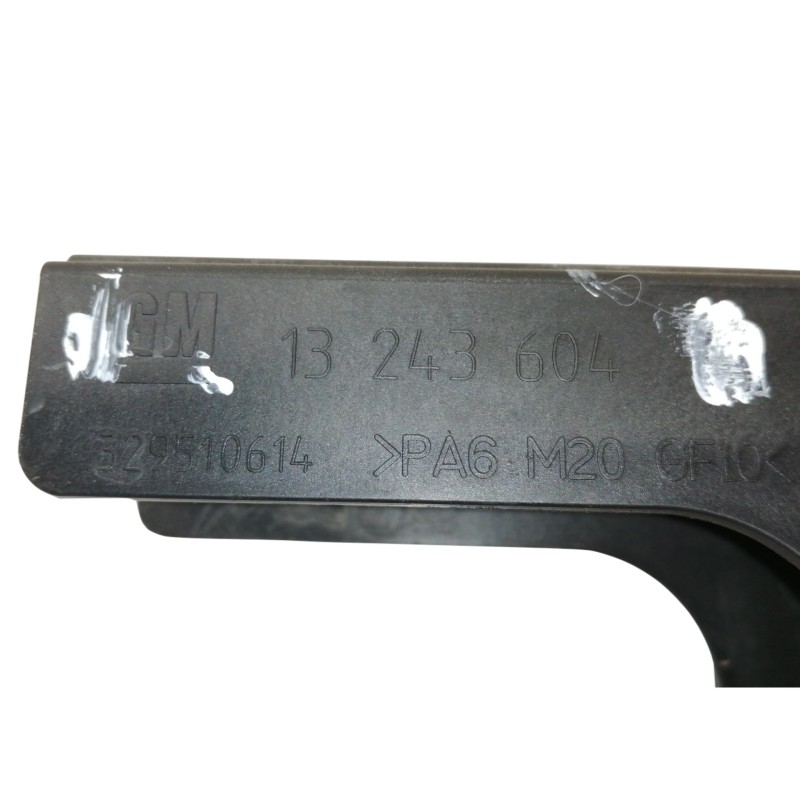 Recambio de soporte para opel insignia sports tourer cosmo referencia OEM IAM 13243604  