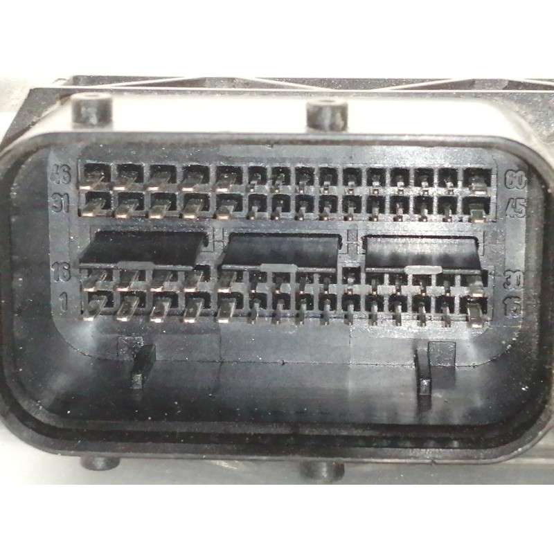 Recambio de centralita motor uce para suzuki sx4 rw (ey) glx referencia OEM IAM 0281012992  