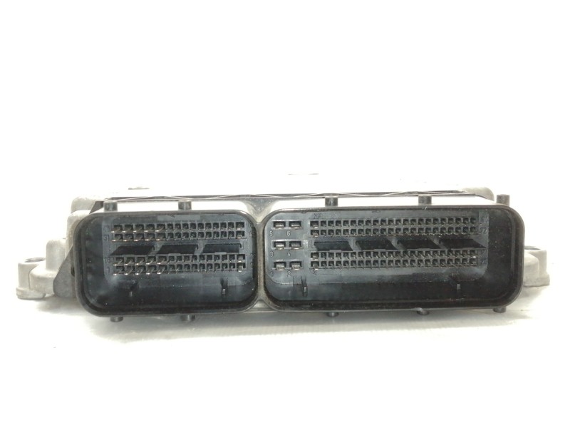 Recambio de centralita motor uce para suzuki sx4 rw (ey) glx referencia OEM IAM 0281012992  