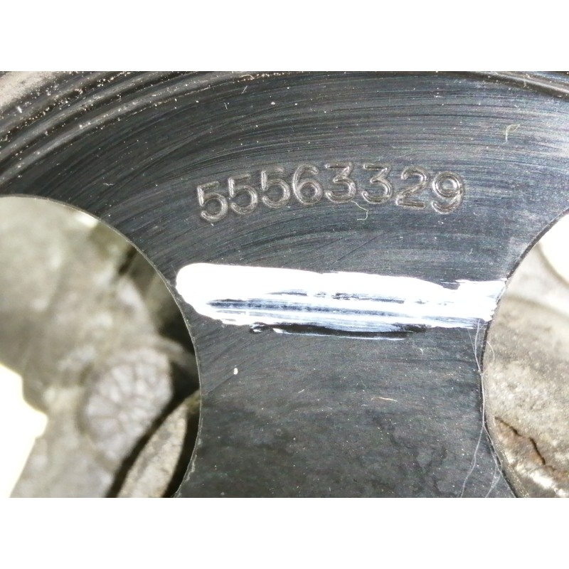 Recambio de bomba direccion para opel insignia sports tourer cosmo referencia OEM IAM 55563329  