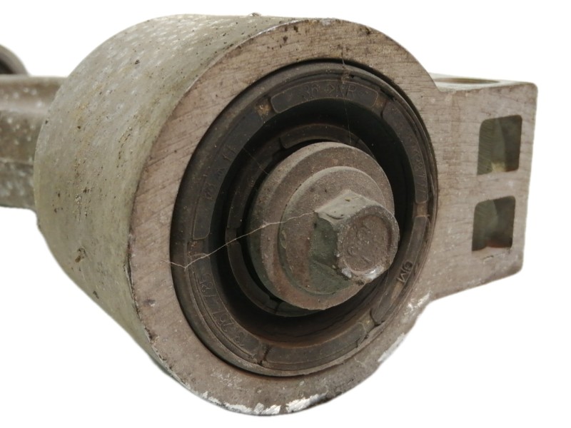 Recambio de brazo suspension inferior delantero izquierdo para opel insignia sports tourer cosmo referencia OEM IAM   