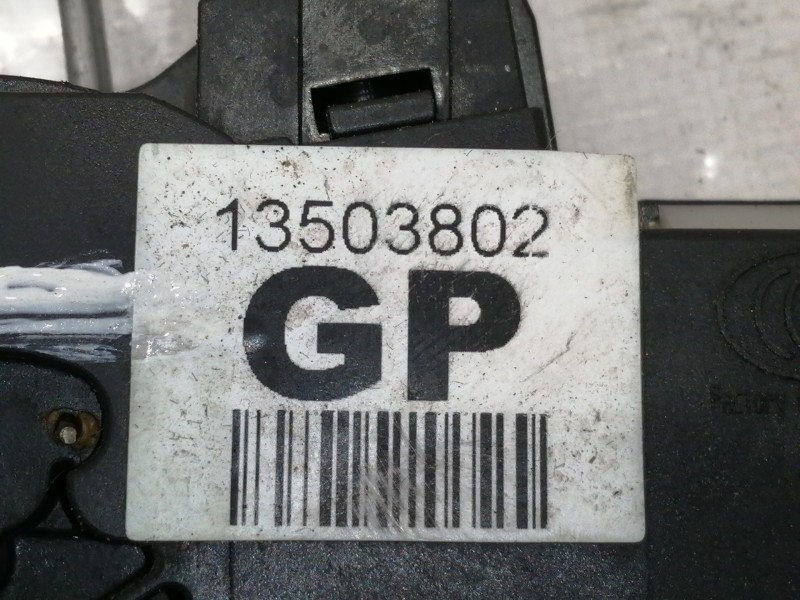 Recambio de cerradura puerta delantera derecha para opel insignia sports tourer cosmo referencia OEM IAM 13503802  