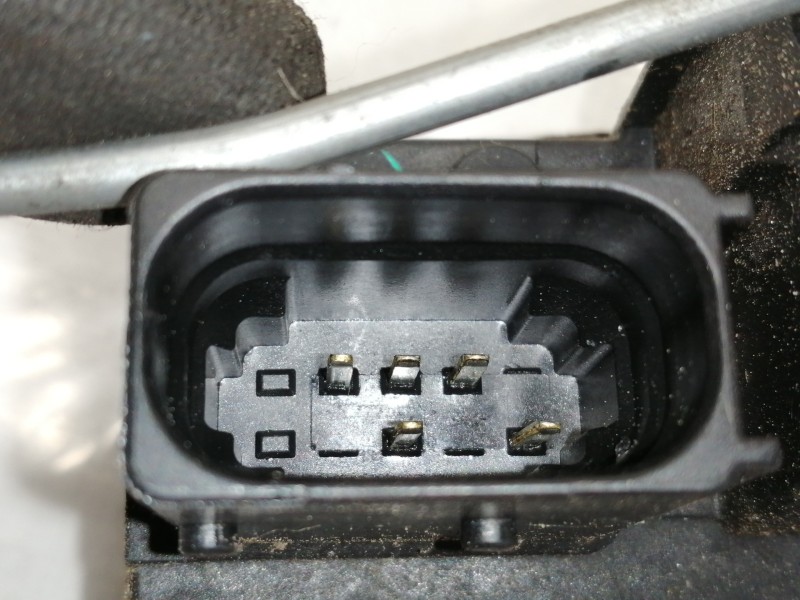 Recambio de cerradura puerta delantera derecha para opel insignia sports tourer cosmo referencia OEM IAM 13503802  