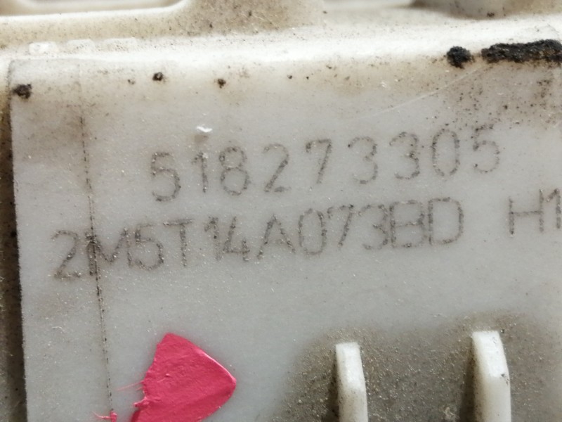 Recambio de caja reles / fusibles para ford focus berlina (cak) ghia referencia OEM IAM 2M5T14A073BD 518273305 