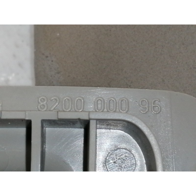 Recambio de parasol izquierdo para renault megane ii berlina 3p authentique referencia OEM IAM 820000096  