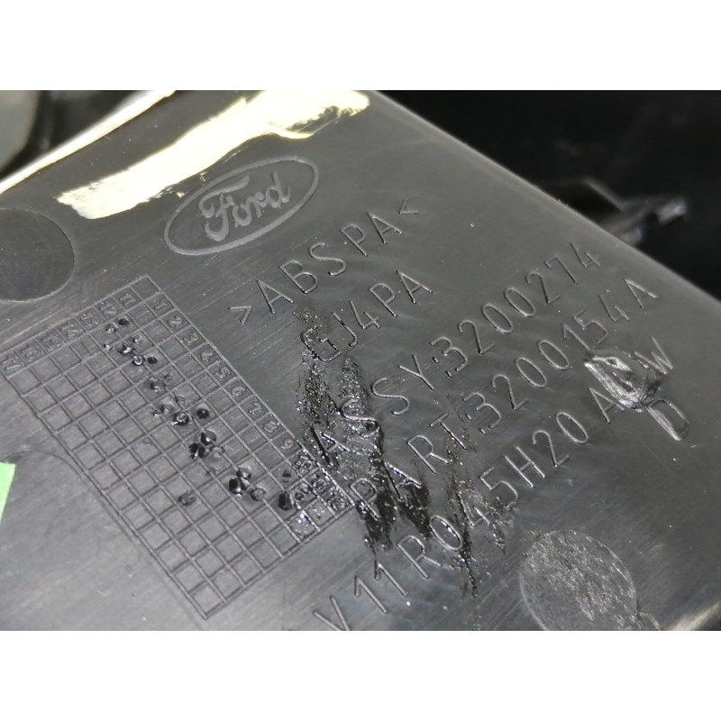 Recambio de moldura para ford b-max trend referencia OEM IAM 3200274 3200154A AV11R045H20