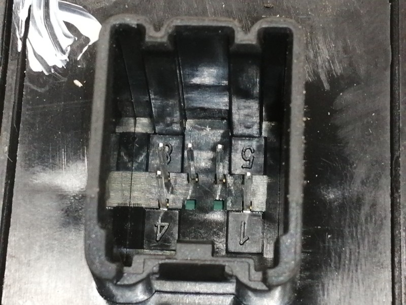 Recambio de mando elevalunas trasero derecho para opel insignia sports tourer cosmo referencia OEM IAM 13301888  