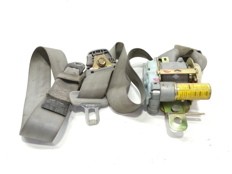 Recambio de cinturon seguridad delantero derecho para kia carnival ii 2.9 cdri ex referencia OEM IAM 0K53H57731CY  5 PUERTAS