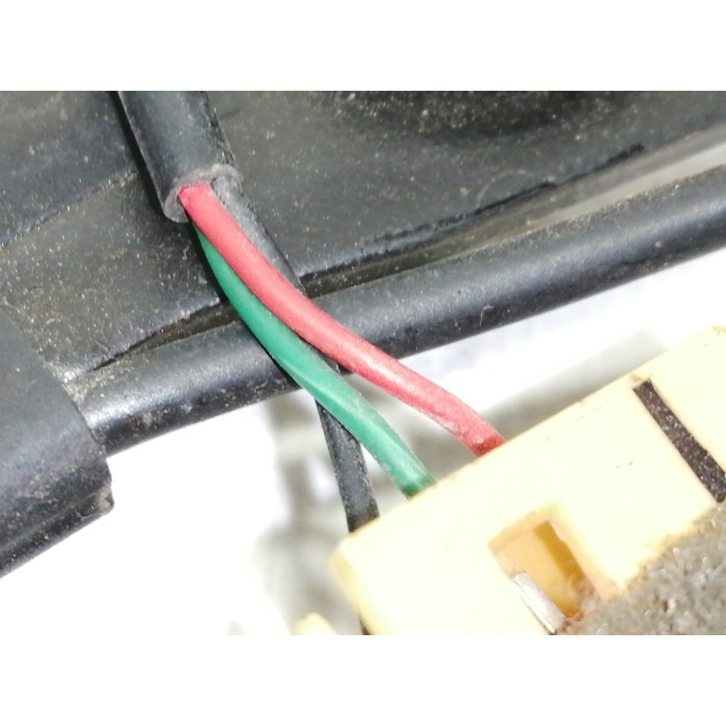 Recambio de enganche cinturon delantero derecho para kia carnival ii 2.9 cdri ex referencia OEM IAM   