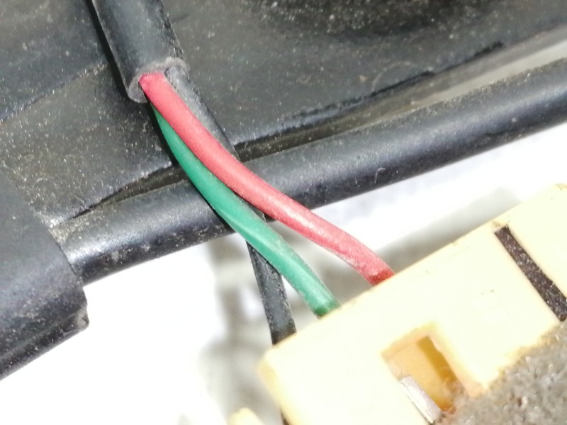 Recambio de enganche cinturon delantero derecho para kia carnival ii 2.9 cdri ex referencia OEM IAM   