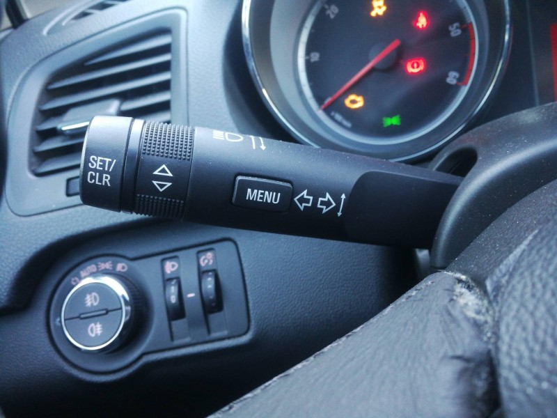 Recambio de mando intermitentes para opel insignia sports tourer cosmo referencia OEM IAM 13303268 00400420201 