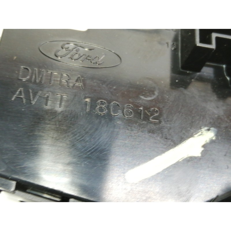 Recambio de mando calefaccion / aire acondicionado para ford b-max trend referencia OEM IAM AV1T18C612 E106760712 