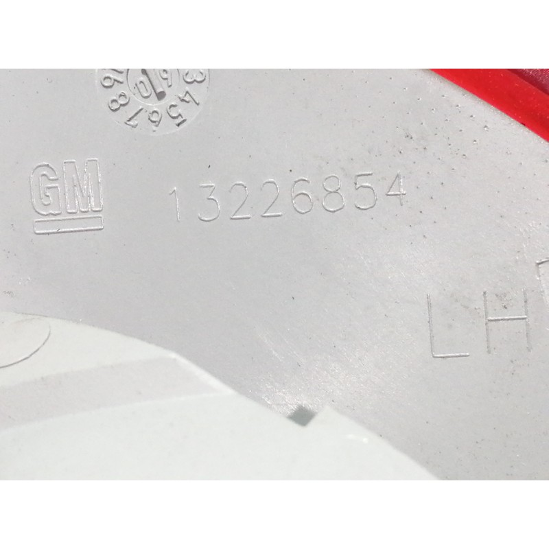 Recambio de piloto trasero izquierdo interior para opel insignia sports tourer cosmo referencia OEM IAM 13226854  