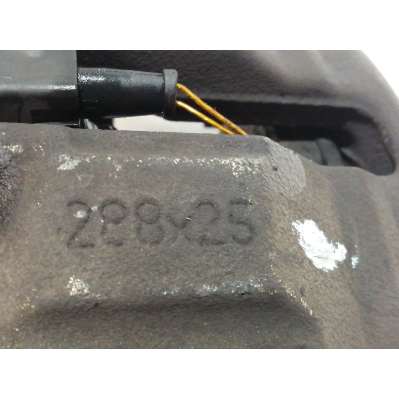 Recambio de pinza freno delantera derecha para mercedes-benz clase c (w203) sportcoupe c 220 cdi (203.706) referencia OEM IAM 28