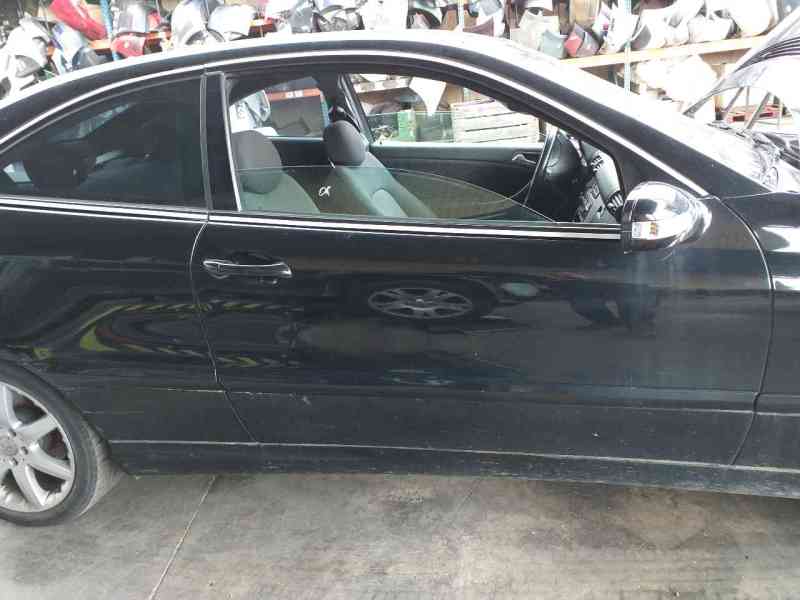 Recambio de puerta delantera derecha para mercedes-benz clase c (w203) sportcoupe c 220 cdi (203.706) referencia OEM IAM   